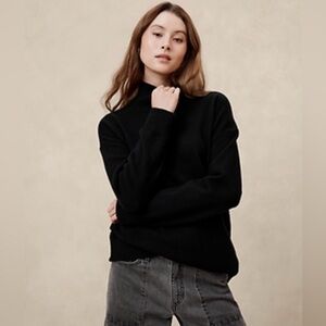 Banana Republic Perfectly Soft Turtleneck Sweater NWT